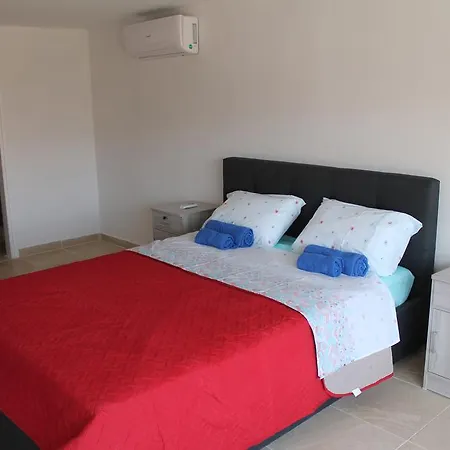 Apartment Mishellis Larnaca